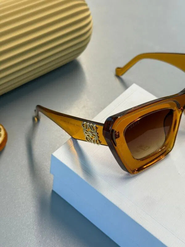 Loewe Anagram Bevelled LW Dikdörtgen Güneş Gözlüğü – Brown Gradient