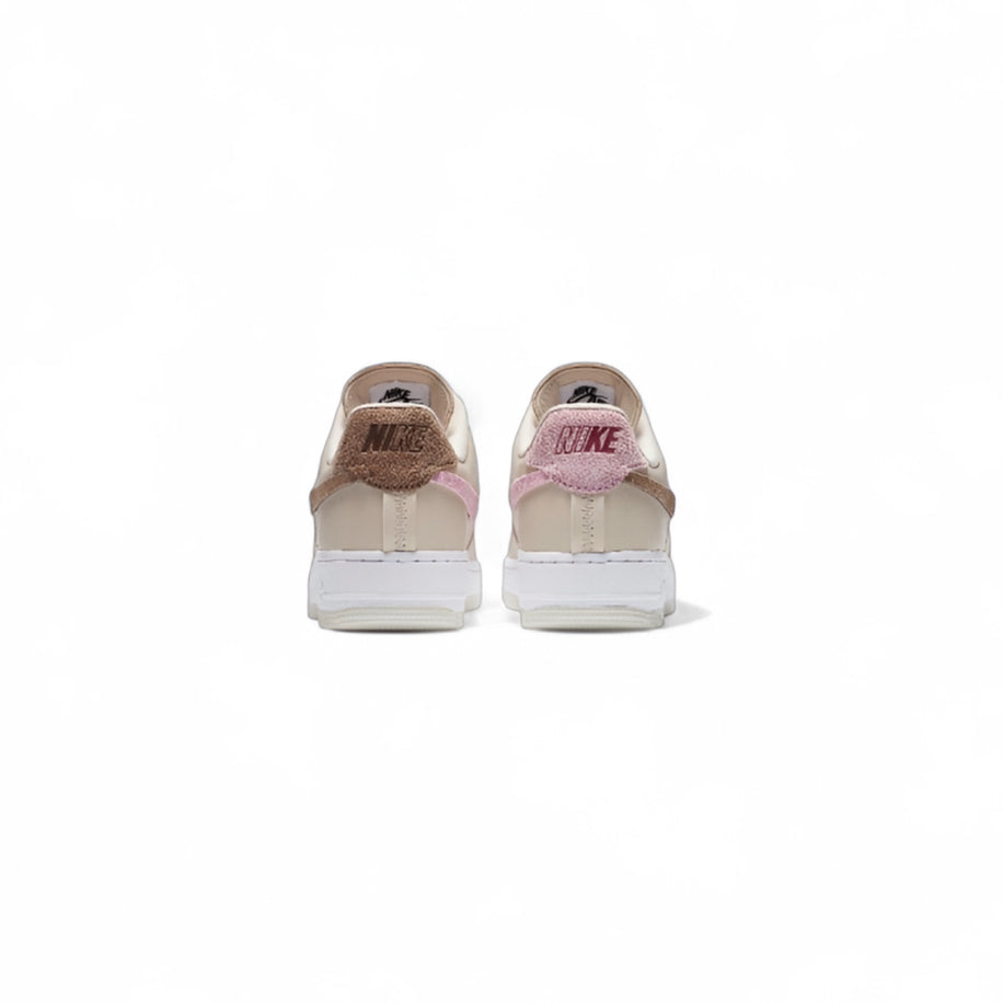 Nike Air Force 1 LXX