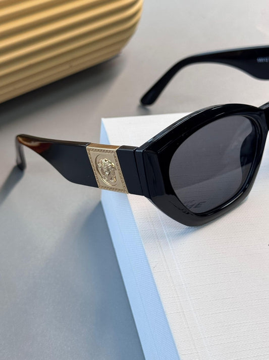 Versace Gold Detay Güneş Gözlüğü – Siyah