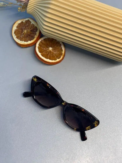 Miu Miu Cat-Eye Güneş Gözlüğü – Mor degrade