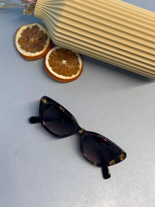 Miu Miu Cat-Eye Güneş Gözlüğü – Mor degrade