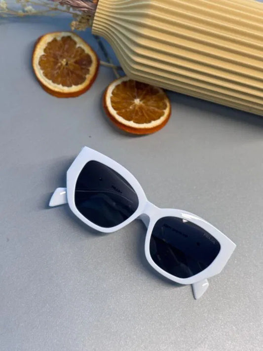 Prada Kate Spade Çerçeve Güneş Gözlüğü – Beyaz