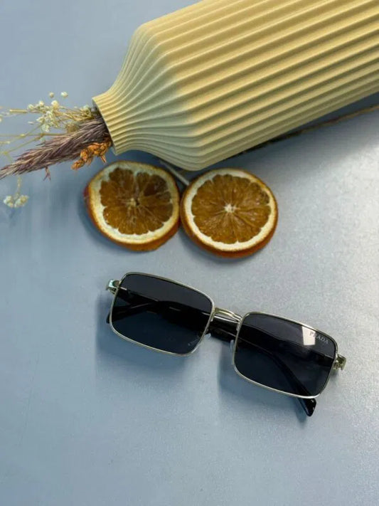 Prada PR Polarize Güneş Gözlüğü – Gold