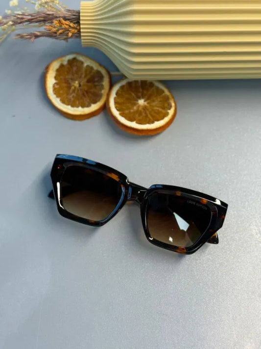 Louis Vuitton Clash Kare Güneş Gözlüğü – Tortoise Brown