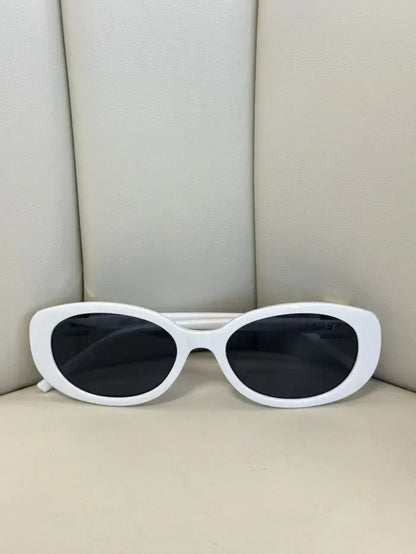 Gucci Oval Güneş Gözlüğü – Beyaz