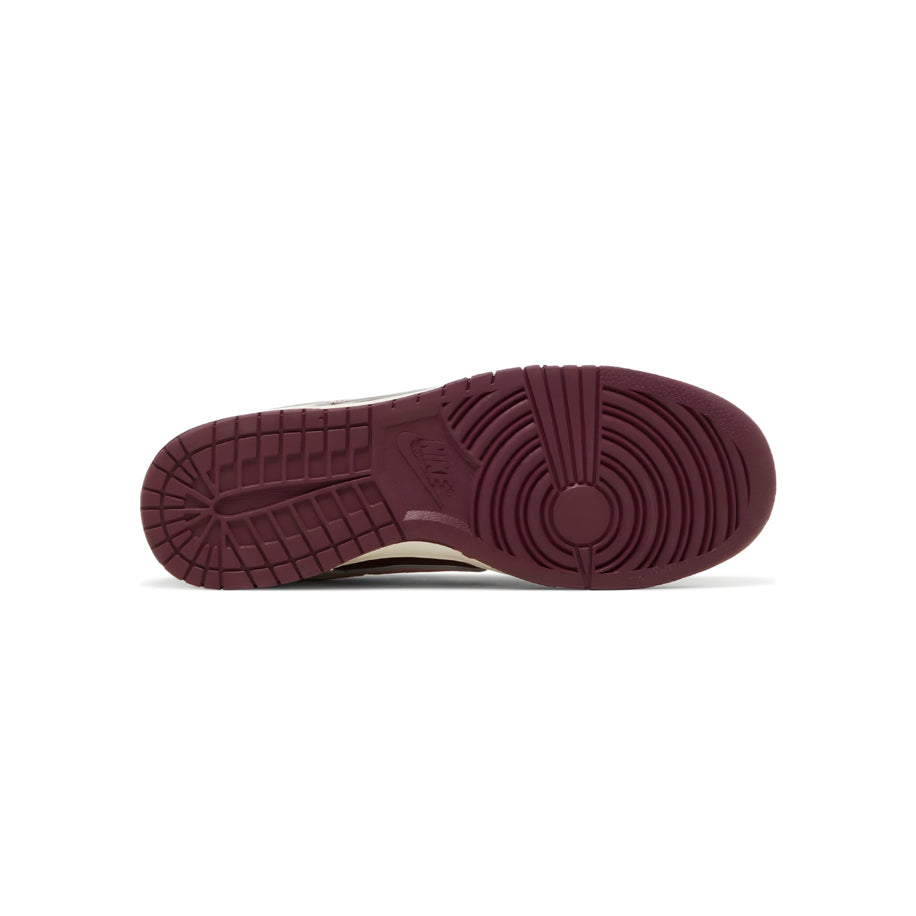 Nike Dunk Low Retro PRM Valentine’s Day