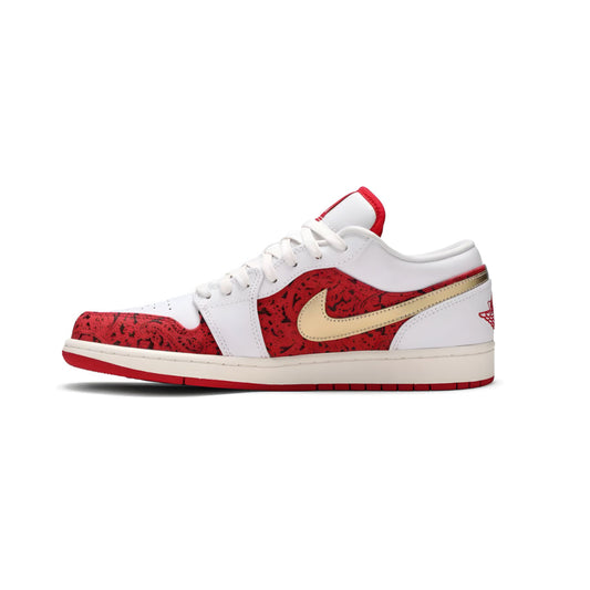 Nike Jordan 1 Low Spades